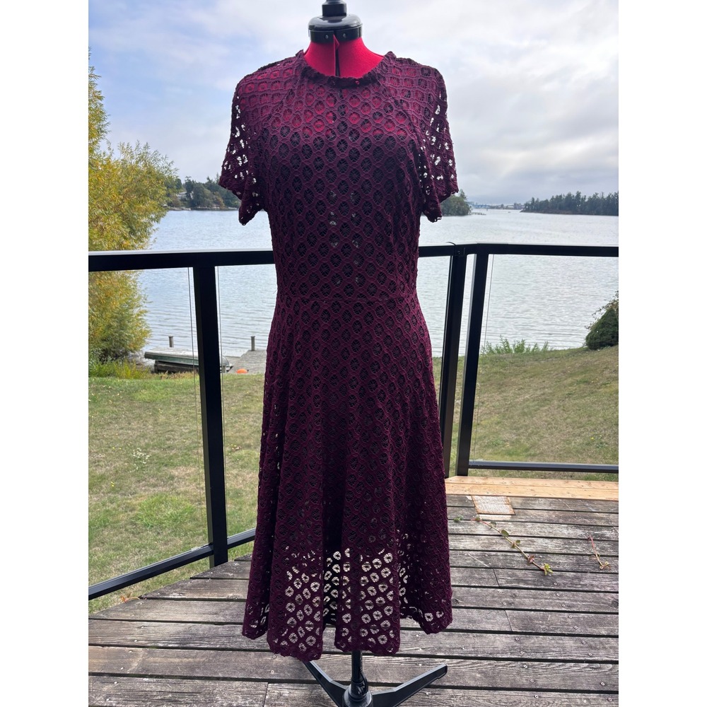 GOLDIE lace midi dress womens sz M burgundy short sleeve fit and flare sexy